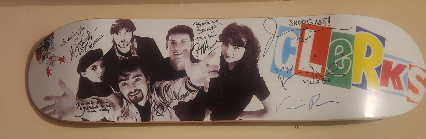 Clerks deck SIGNED by Kevin Smith, Jason Mewes, Brian o'halleran, Jeff Anderson, and Marylin Ghiglotti. This is the only one that EXISTS!